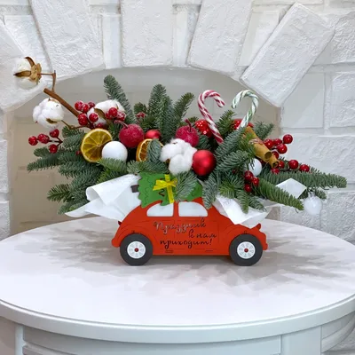 Красная машина новогодняя ёлочная игрушка из полимерной глины в магазине  «Annak decor» на Ламбада-маркете