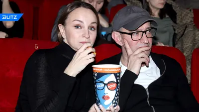 Хабенский появился с женой на премьере фильма в Москве