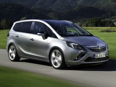 File:Opel Zafira A Facelift front  - Wikipedia