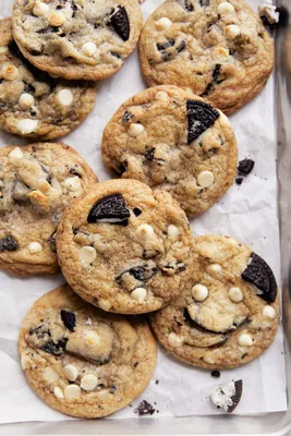 Oreo Stuffed Chocolate Chip Cookies - Cookie Dough Diaries