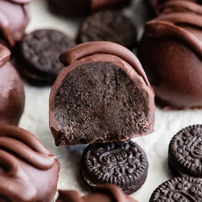 Homemade Oreos - Sally's Baking Addiction