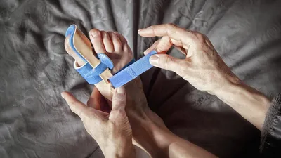 Невозможное возможно: как сделать пальцы длиннее без операций | theGirl