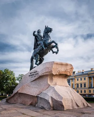 Исторический памятник Петру I скрыли от глаз туристов?! | Шарлотта из СПБ |  Дзен