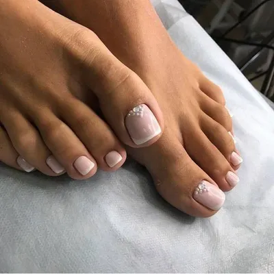 2019 Французский педикюр с красивым дизайном 59 фото | Feet nails, Gel toe  nails, Pretty toe nails