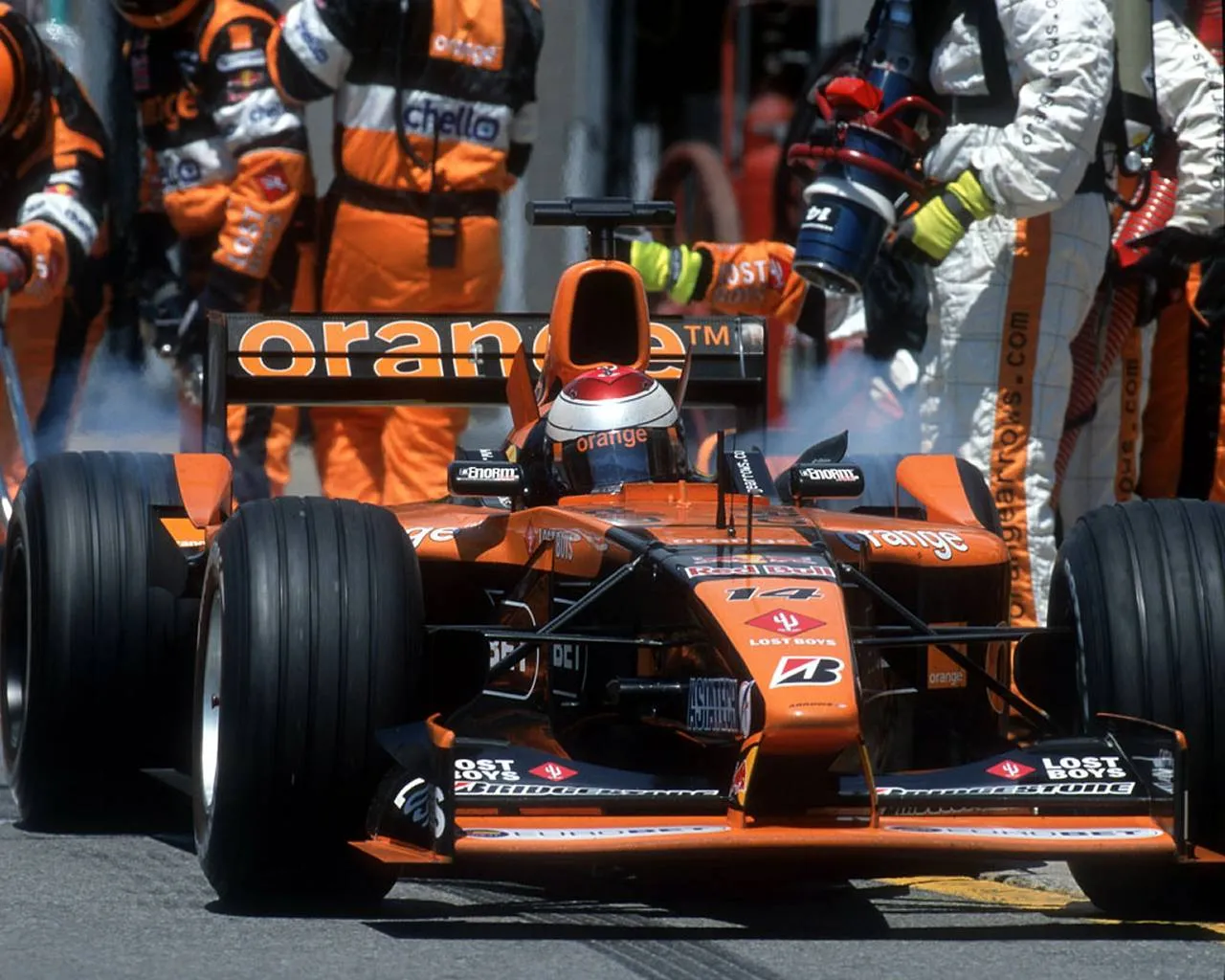 F ps формула. Arrows f1 2001. Йос Ферстаппен Эрроуз 1996. Болид ф1 2001. Orange arrows f1.