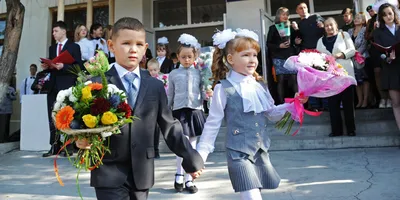 Родители школьников оказались не готовы отказаться от традиционных линеек 1  сентября – Москва 24, 