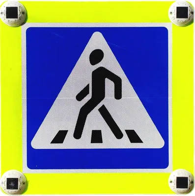  Дорожный знак на флуоресцентном фоне "Пешеходный переход" ⋆ ЭкоДорСнаб