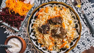 Ароматный рис и таящая во рту говядина: вкусный рецепт плова по-восточному  - Идеи