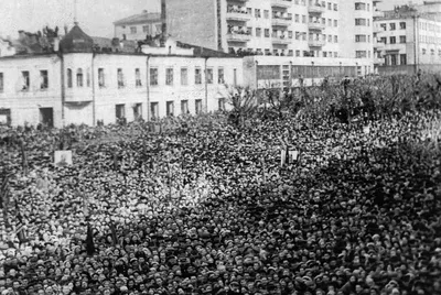 9 мая зрители увидят уникальную 3-х часовую запись парада Победы 1945 года  | Tochka Zрения | Дзен