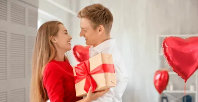 SuperJob: подарков ко Дню святого Валентина будет в 2 раза меньше, чем 4  года назад – Новости ритейла и розничной торговли | 