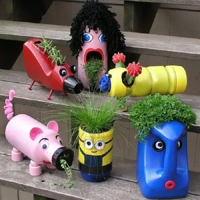 Поделки из пластиковых бутылок | Plastic bottle crafts, Bottle crafts,  Upcycled planter