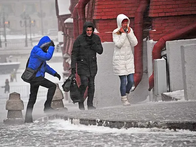 Хорошая погода в Москве» — создано в Шедевруме