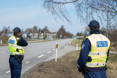 В Никополе полиция пригласила школьников на бесплатное обучение (фото)