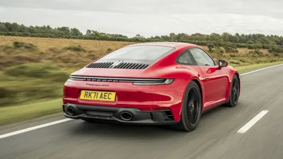 The new Porsche 911 S/T: the lightest 911 of its generation - Porsche  Newsroom USA