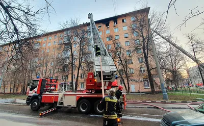 Пожар в жилом доме на юго-западе Москвы ликвидировали — РБК