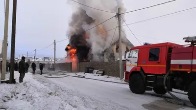 Эксперты МЧС назвали причину пожара в частном доме под Иркутском - РИА  Новости, 