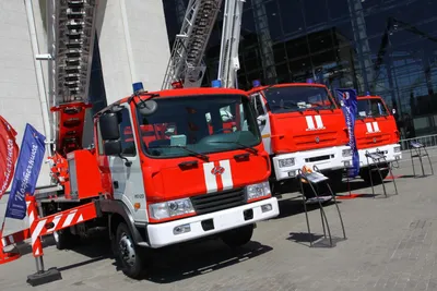 Два пожарных автомобиля из Красной Горбатки