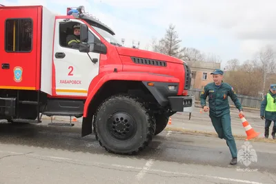 Улан-удэнцев напугали десять пожарных и скорых возле торгового центра. ФОТО