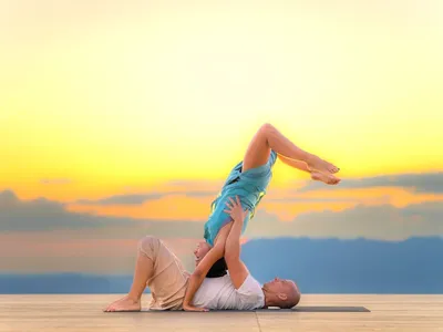 4 простых, эффективных позы йоги, чтобы попробовать сегодня - 
