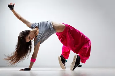Как танцы влияют на нашу жизнь и почему они нужны в любом возрасте | Doctor  at Home | Дзен