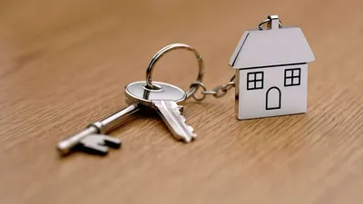 Межрегиональные сделки: как купить или продать квартиру в другом городе -  YouTube
