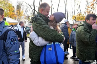 Он всегда был с улыбкой...» Серовчане простились с погибшим мобилизованным  Александром Троховым | Истории | СеровГлобус.ру