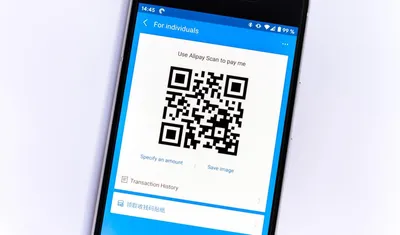 Робот Создать QR-код и триггер Сканирование QR-кода