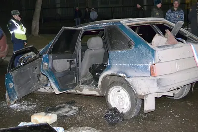 Последствия ДТП: выставка разбитых авто открылась в Иркутске -  