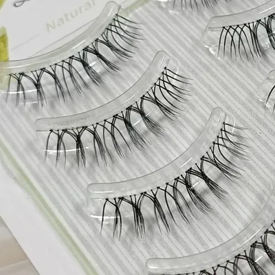 lashes_nsk__ - Хочешь красивые ресницы на 1,5 месяца? Тогда тебе ко мне ☺️  💭После процедуры ресницы становятся ярче за счёт уплотнения, изгиба и  насыщенного цвета, будто подкрашены тушью Эффект сохраняется на 1-2