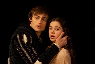 Romeo and Juliet: Shakespeare on Love