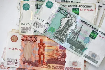 В Архангельской области в обращение поступают банкноты номиналом 5 и 10  рублей
