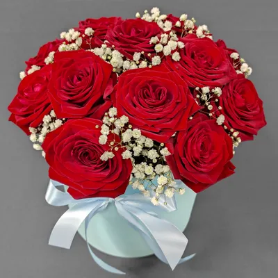 Шляпная коробка с цветами «Розы в снегу» - заказать и купить за 6 400 ₽ с  доставкой в Санкт-Петербурге - партнер «Кактус24»