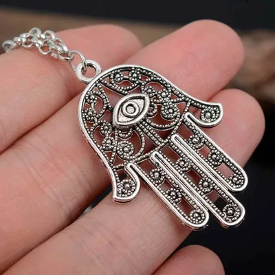 Рука Фатимы (Хамса), Hand of Fatima (Hamsa) | Вышивание крестом, Хамса,  Вышивка крестом