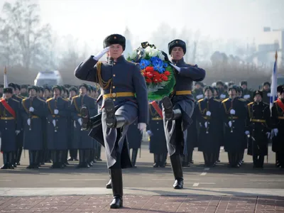 23 февраля – праздник для всех мужчин или только служивших в армии?