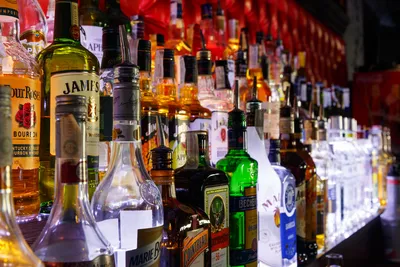 Brand Report 2022: какие алкобренды чаще всего покупали посетители баров  премиум-класса