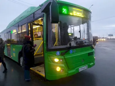 Транспортный парк Еревана пополнится 200 автобусами в 2022 году: мэрия  представила детали - , Sputnik Армения