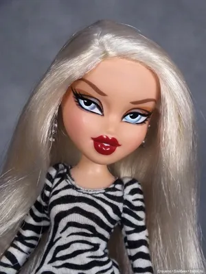 Кукла Братц Киана - Базовая (2022) (Bratz Original Fashion Doll Kiana with  2 Outfits) - купить с доставкой по выгодным ценам в интернет-магазине OZON  (911291471)