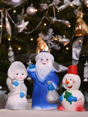 Kinda Снеговик Дед мороз и Снегурочка под елку фигурки новогодние