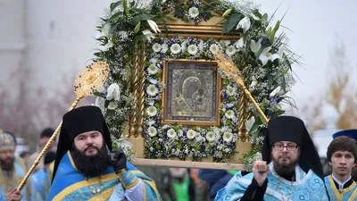 Почему День народного единства отмечают на Казанскую Божью Матерь -  Российская газета