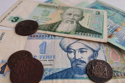 Банкноты 5000 тенге образца 2011 года предлагают изъять из обращения в  Казахстане