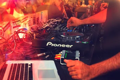 How to become a DJ: The ultimate guide for beginners