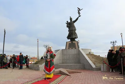 Евгений Григорьев поздравляет со 100-летием основания Якутской АССР и Днём  Республики Саха (Якутия) — Округ ТВ