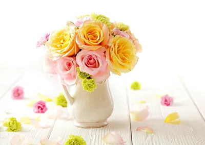 Открытка "С Днем Рождения", нежные цветы, тиснение, 12 * 18 см купить по  цене 69 ₽ в интернет-магазине KazanExpress