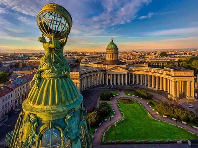 Green Land поздравляет вас с Днем Рождения Санкт-Петербурга