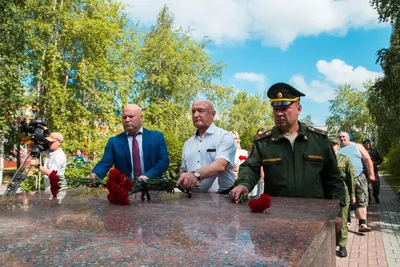 Прикольные поздравления в стихах с Днем ВДВ для мужа, брата и друга