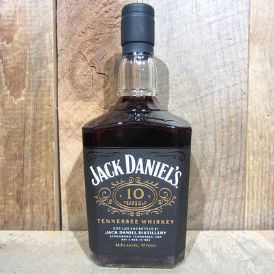 Виски Jack Daniel's Tennessee Whiskey, 700мл - отзывы покупателей на  маркетплейсе Мегамаркет | Артикул: 100025553701