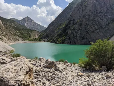 Отдых в горах близ Алматы: водопады Горельника, озеро Иссык и "Золотое  седло" Чингисхана | 