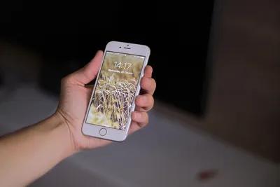 Ультратонкая накладка для iPhone 6 с вырезом под яблоко (Черная)