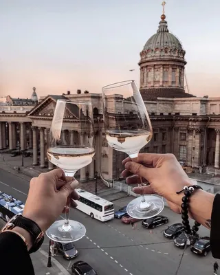 Marina Prikhodko on Instagram: "Топ мест с красивым видом в  Санкт-Петербурге😍 ⠀ 1. Ресторан Terrassa - вид на Казанский собор на фото  как раз из их этого места… | Путешествие воздушным транспортом,