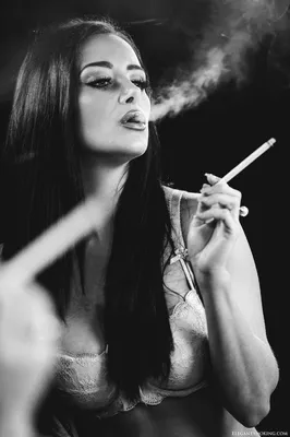 Pin by S W E E T G İ R L on TUMBLR | Fashion, Women, Girl smoking